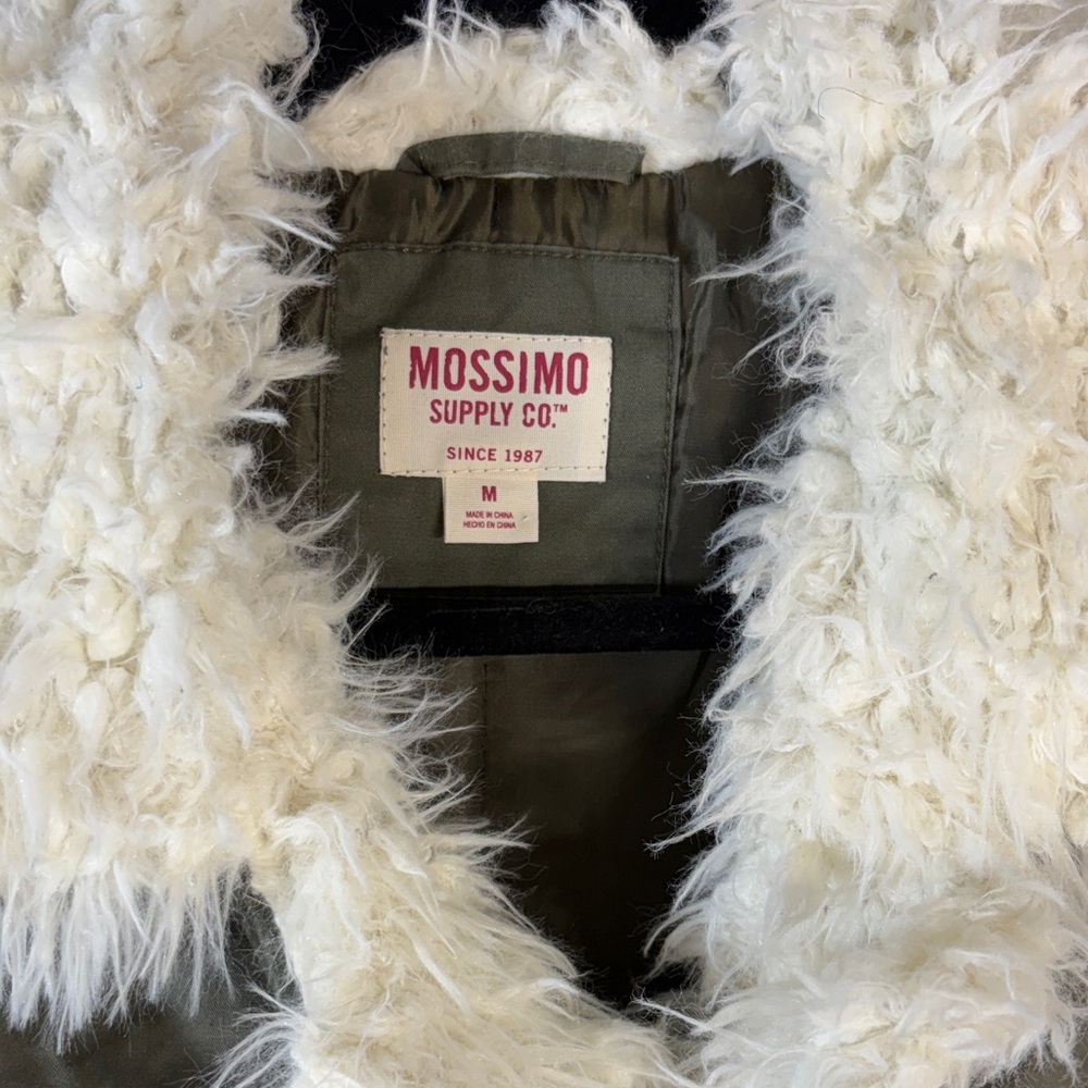 Mossimo Supply Co. Women's Olive Green Vest with Faux Fur Collar - Picture 2 of 10